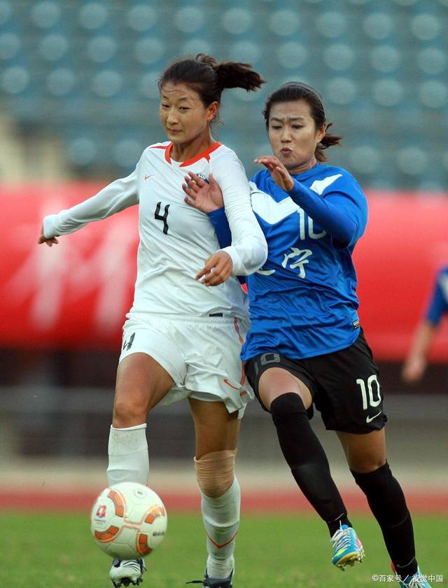女足球员在国内足球赛事中崭露头角